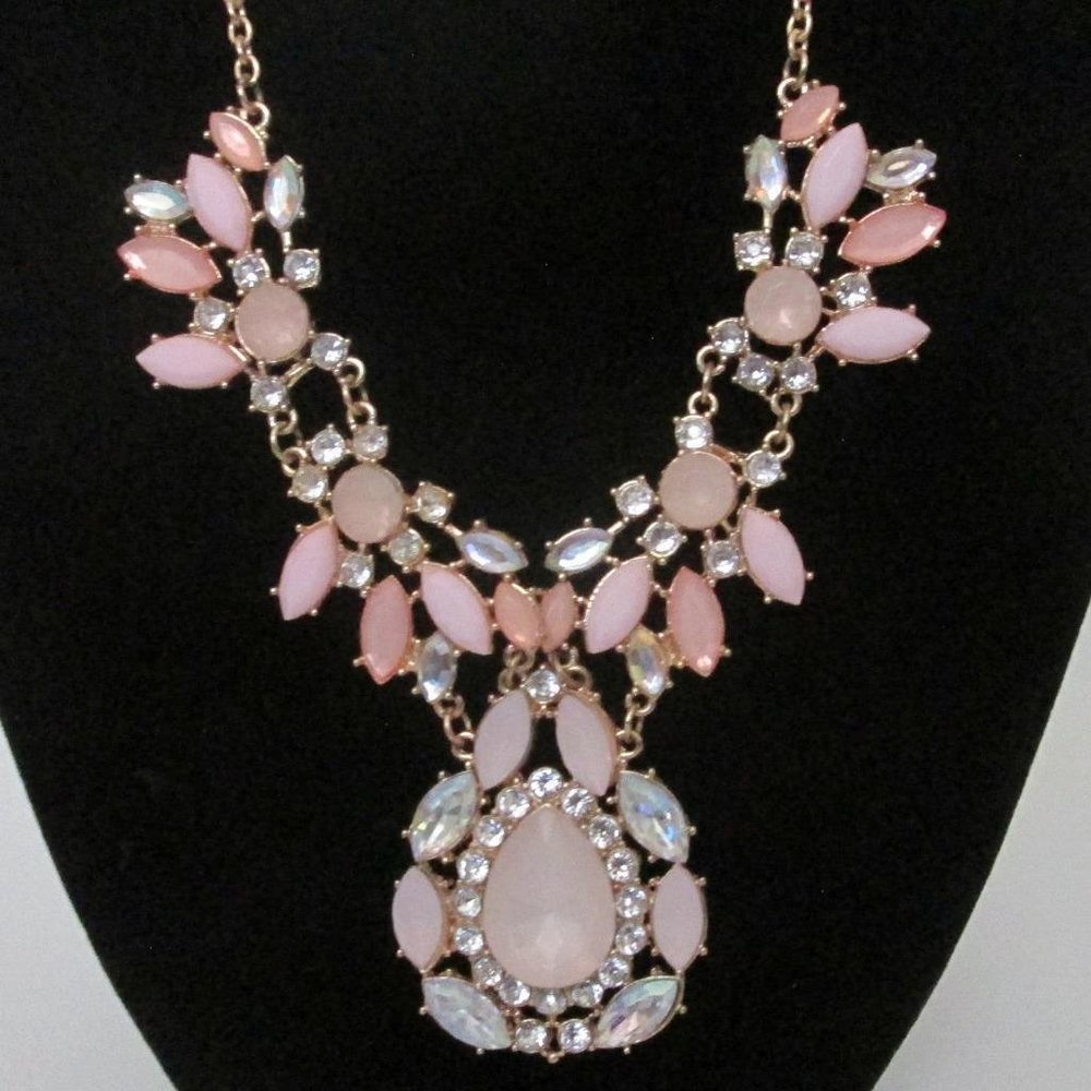 Etc! Teardrop Pendant Women's Necklace Goldtone Chain Pink Stones Bling